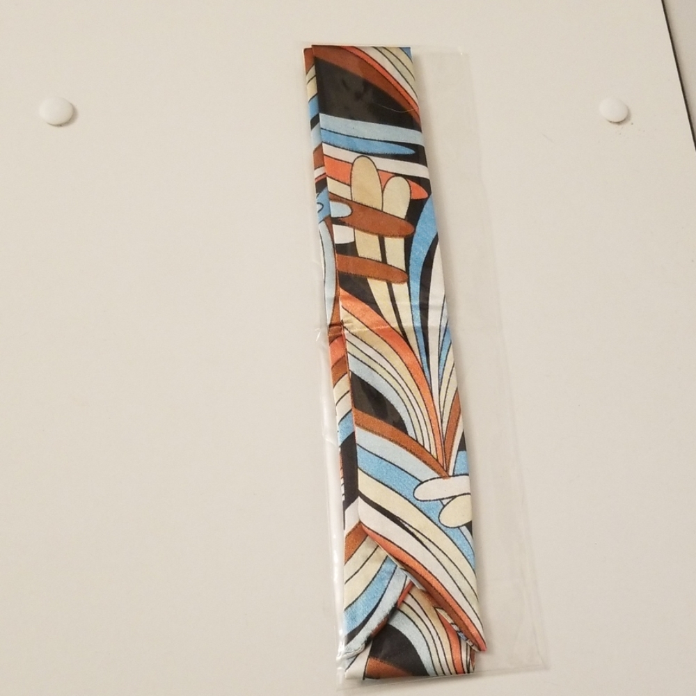 Twilly scarf/ purse scarf